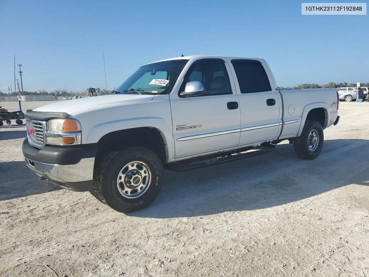 2002 GMC Sierra K2500 Heavy Duty VIN: 1GTHK23112F192848 Lot: 77219224