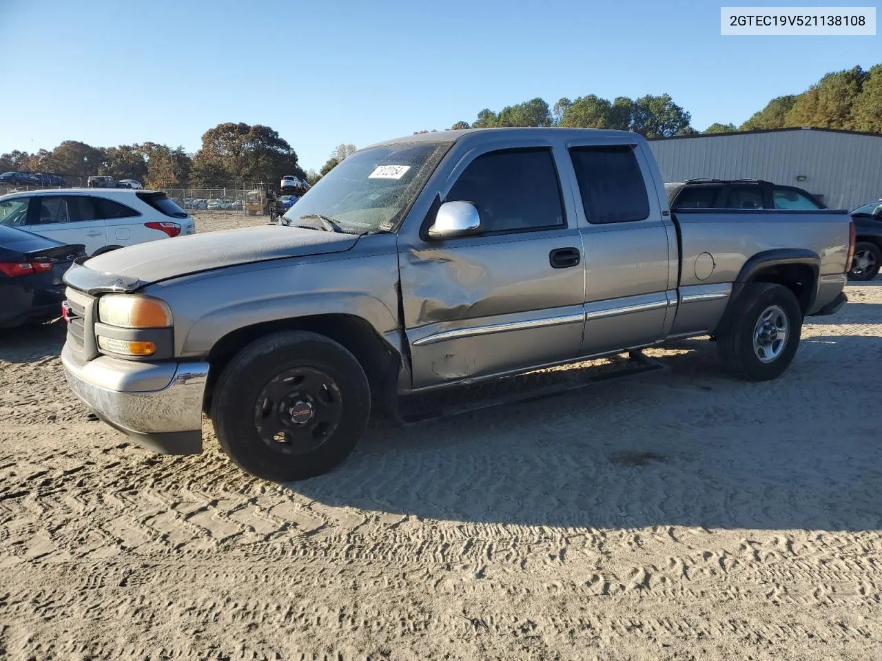 2002 GMC New Sierra C1500 VIN: 2GTEC19V521138108 Lot: 78122154