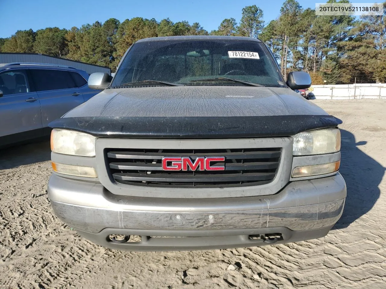 2002 GMC New Sierra C1500 VIN: 2GTEC19V521138108 Lot: 78122154