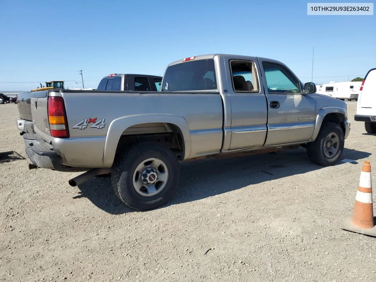 2003 GMC Sierra K2500 Heavy Duty VIN: 1GTHK29U93E263402 Lot: 56921764