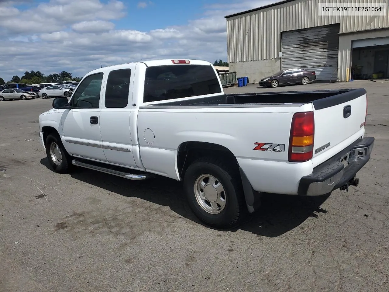 2003 GMC New Sierra K1500 VIN: 1GTEK19T13E251054 Lot: 67132784