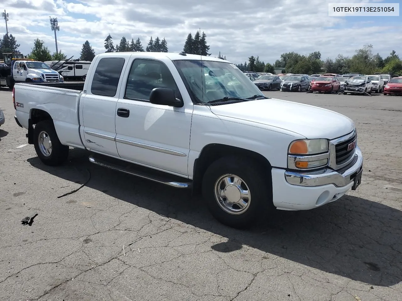 2003 GMC New Sierra K1500 VIN: 1GTEK19T13E251054 Lot: 67132784