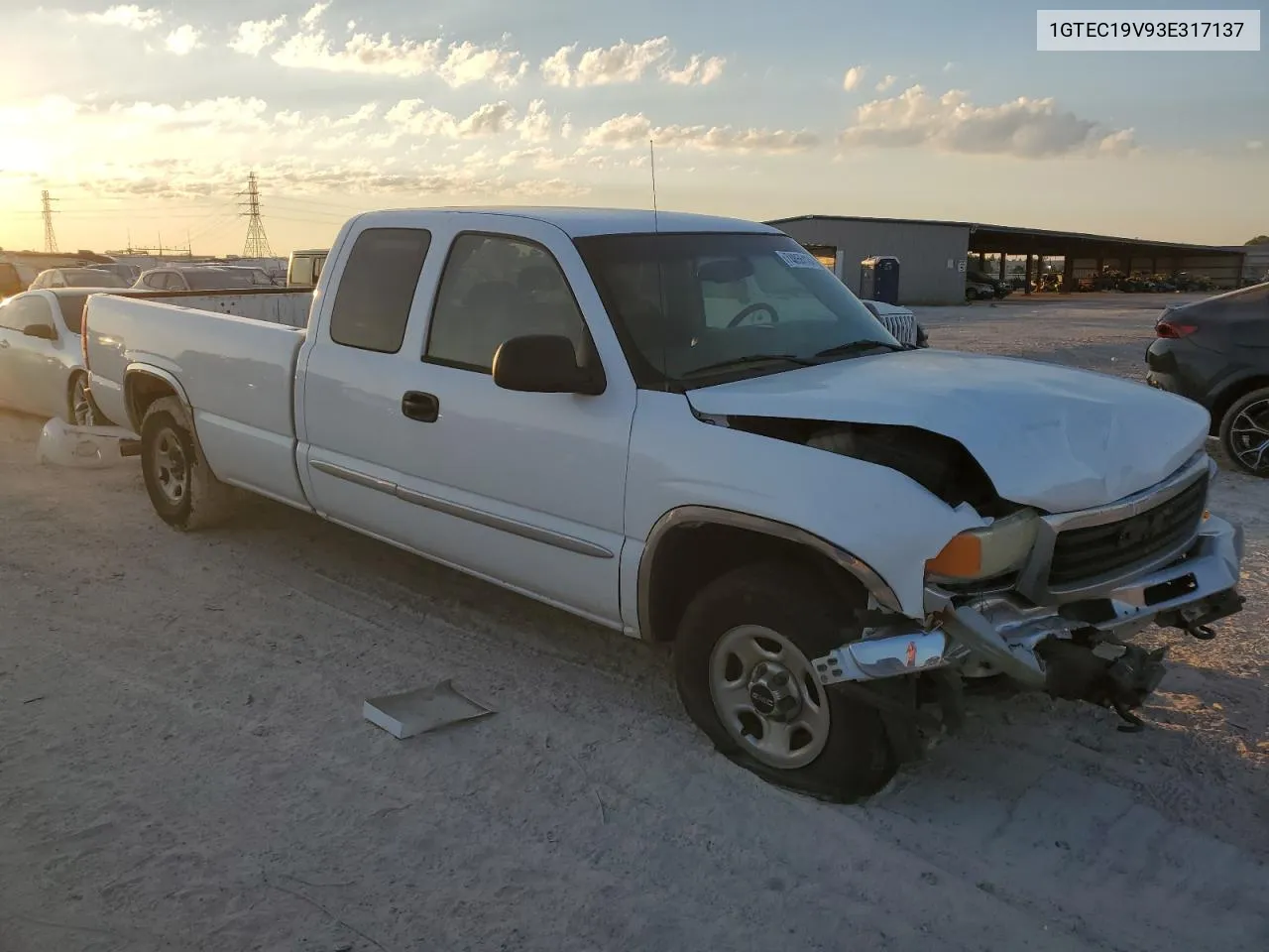 2003 GMC New Sierra C1500 VIN: 1GTEC19V93E317137 Lot: 74855124