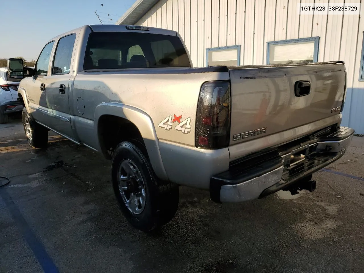 2003 GMC Sierra K2500 Heavy Duty VIN: 1GTHK23133F238729 Lot: 74989324