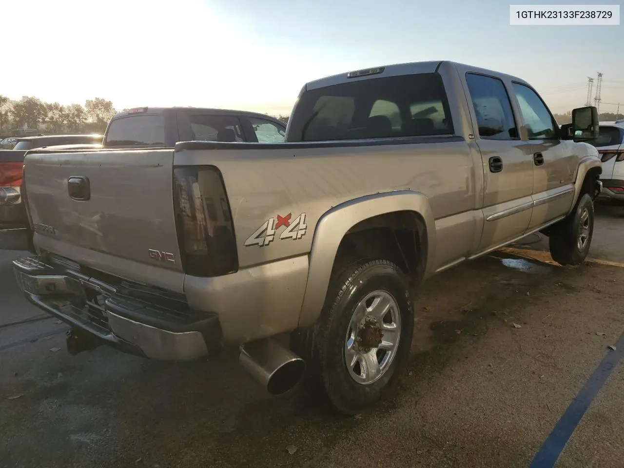 2003 GMC Sierra K2500 Heavy Duty VIN: 1GTHK23133F238729 Lot: 74989324