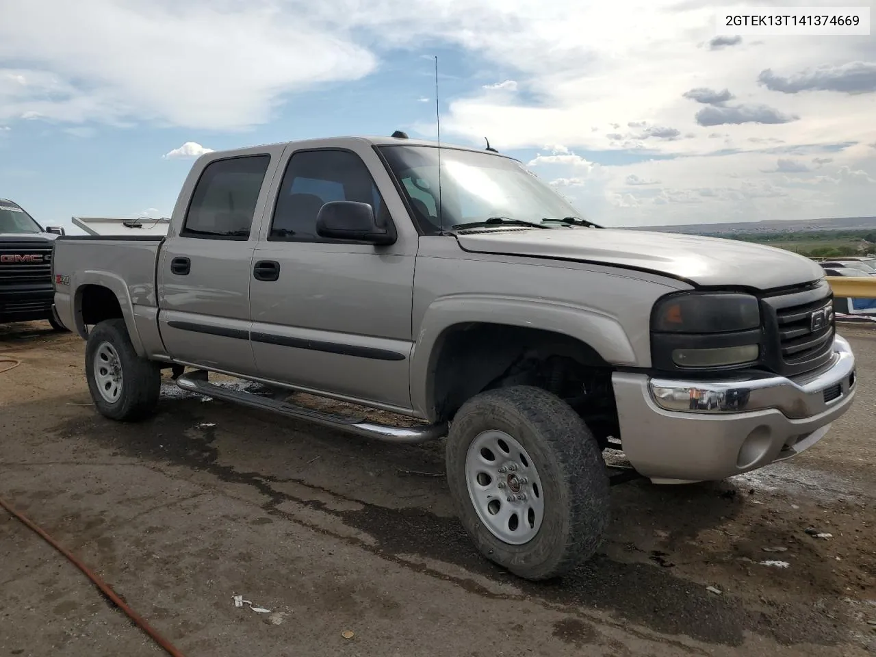 2004 GMC New Sierra K1500 VIN: 2GTEK13T141374669 Lot: 62638464