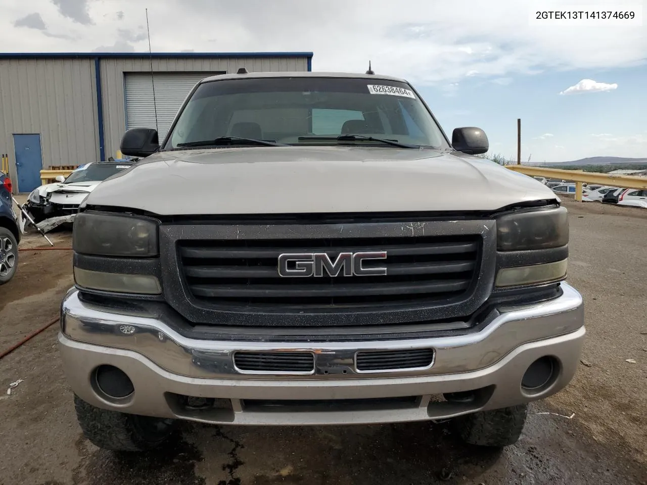 2004 GMC New Sierra K1500 VIN: 2GTEK13T141374669 Lot: 62638464