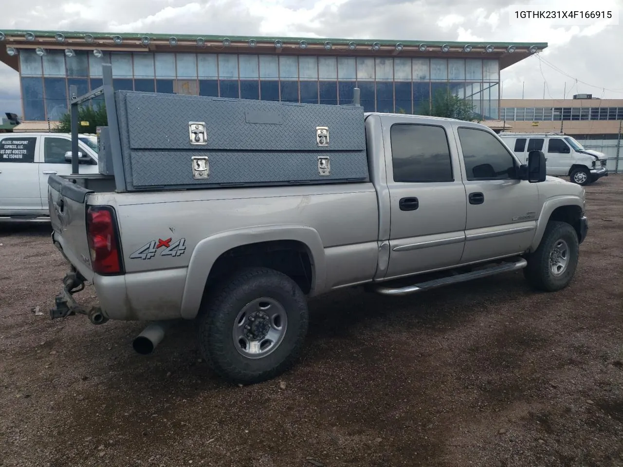 2004 GMC Sierra K2500 Heavy Duty VIN: 1GTHK231X4F166915 Lot: 68280644