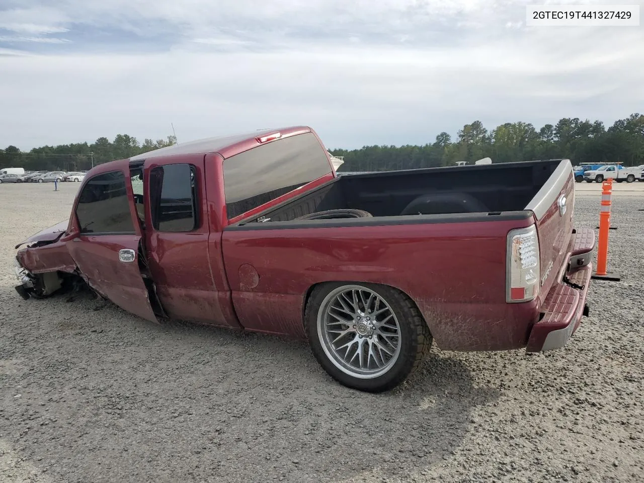 2004 GMC New Sierra C1500 VIN: 2GTEC19T441327429 Lot: 75401044