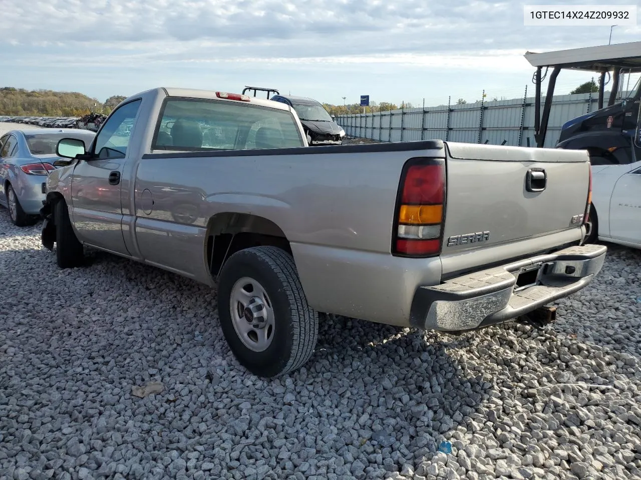 2004 GMC New Sierra C1500 VIN: 1GTEC14X24Z209932 Lot: 77202274