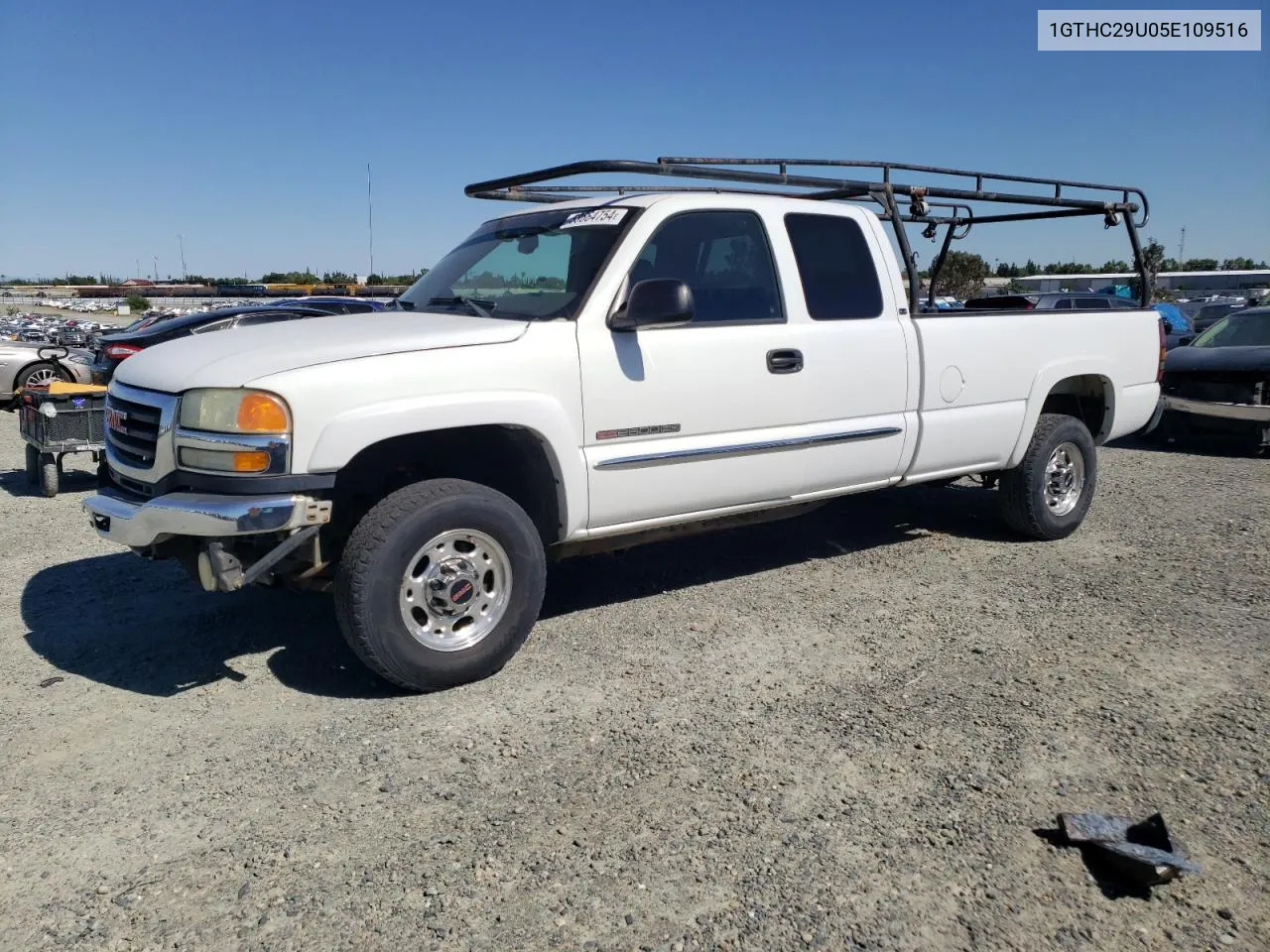 2005 GMC Sierra C2500 Heavy Duty VIN: 1GTHC29U05E109516 Lot: 53664754