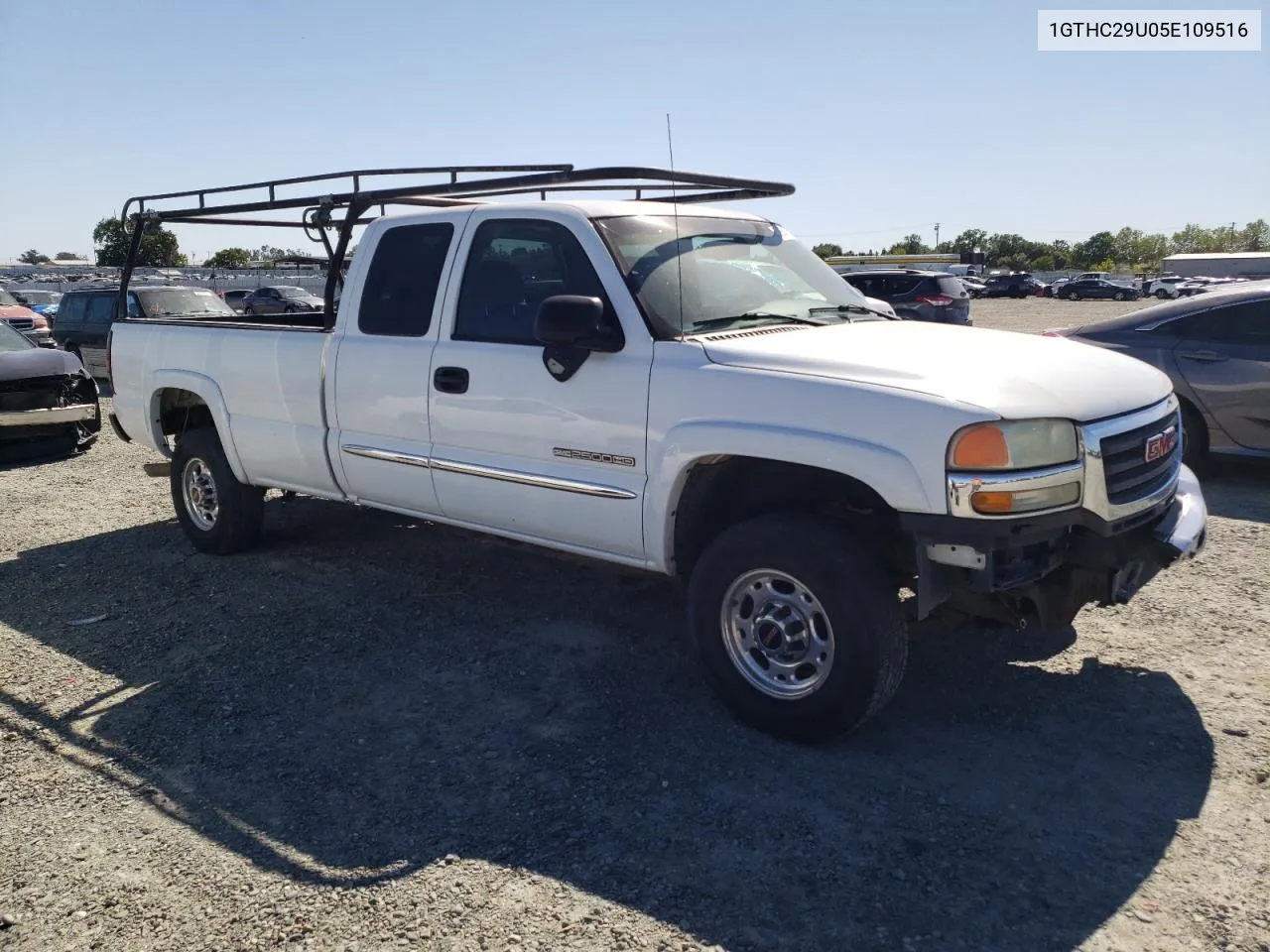 2005 GMC Sierra C2500 Heavy Duty VIN: 1GTHC29U05E109516 Lot: 53664754