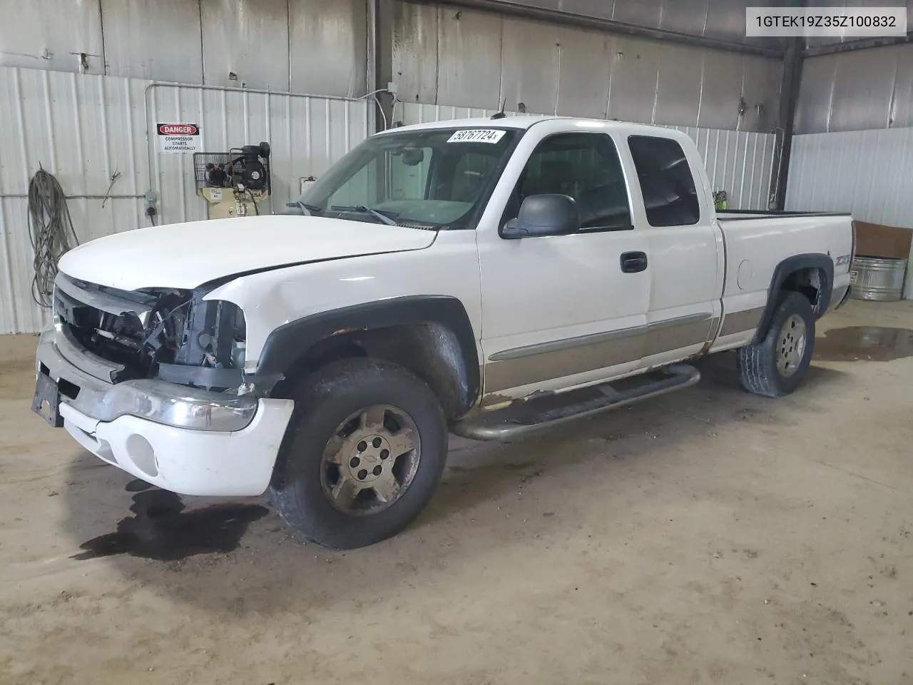 2005 GMC New Sierra K1500 VIN: 1GTEK19Z35Z100832 Lot: 58767724