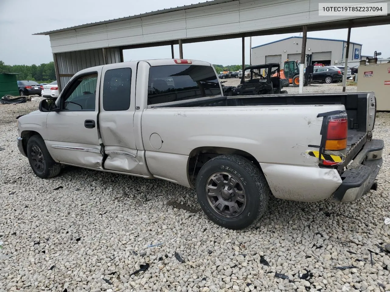 2005 GMC New Sierra C1500 VIN: 1GTEC19T85Z237094 Lot: 59631284