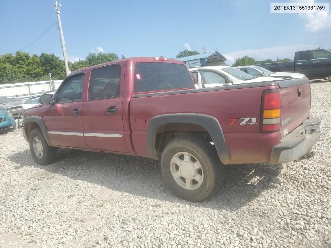 2005 GMC New Sierra K1500 VIN: 2GTEK13T551381769 Lot: 61461054