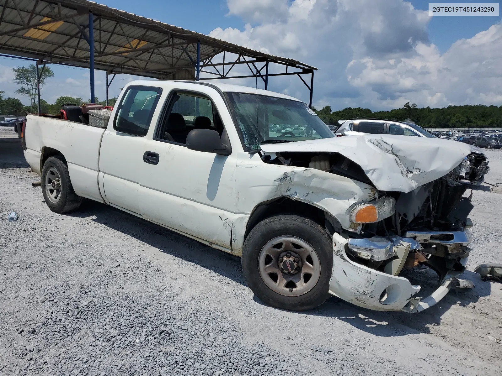 2005 GMC New Sierra C1500 VIN: 2GTEC19T451243290 Lot: 63092294