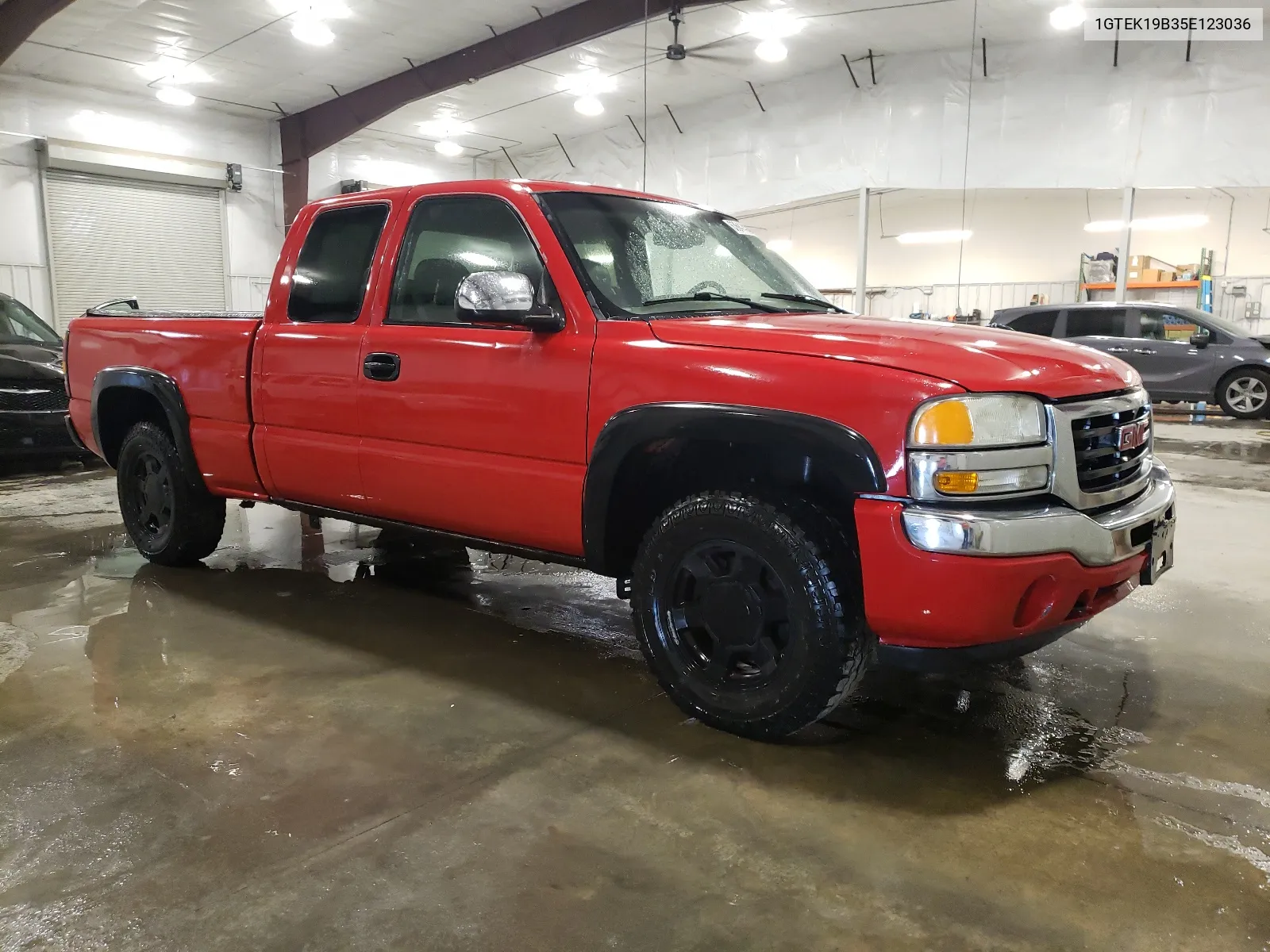 1GTEK19B35E123036 2005 GMC New Sierra K1500