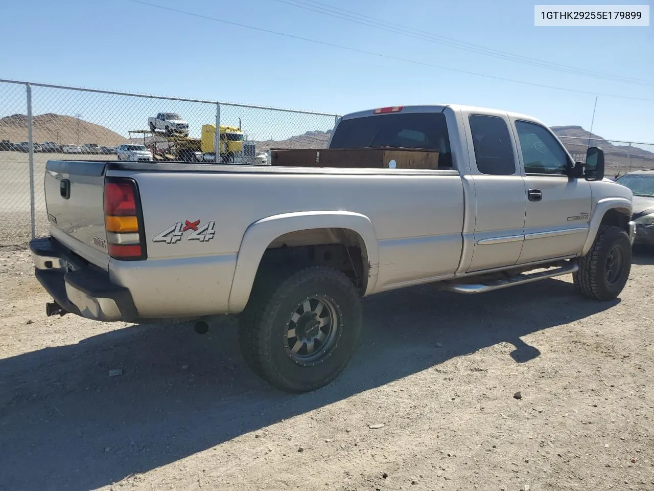 2005 GMC Sierra K2500 Heavy Duty VIN: 1GTHK29255E179899 Lot: 65168184