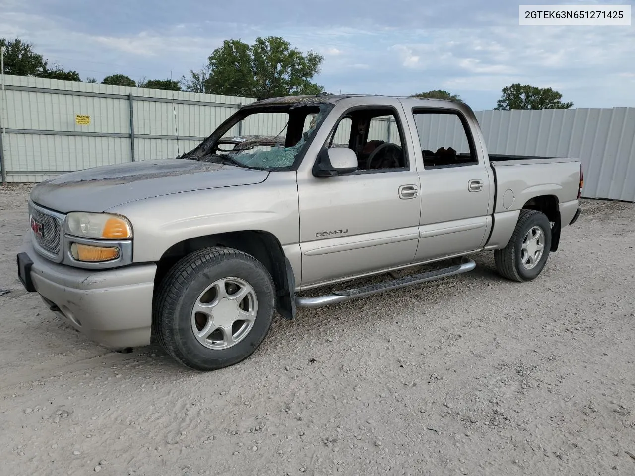 2005 GMC Sierra K1500 Denali VIN: 2GTEK63N651271425 Lot: 66397764