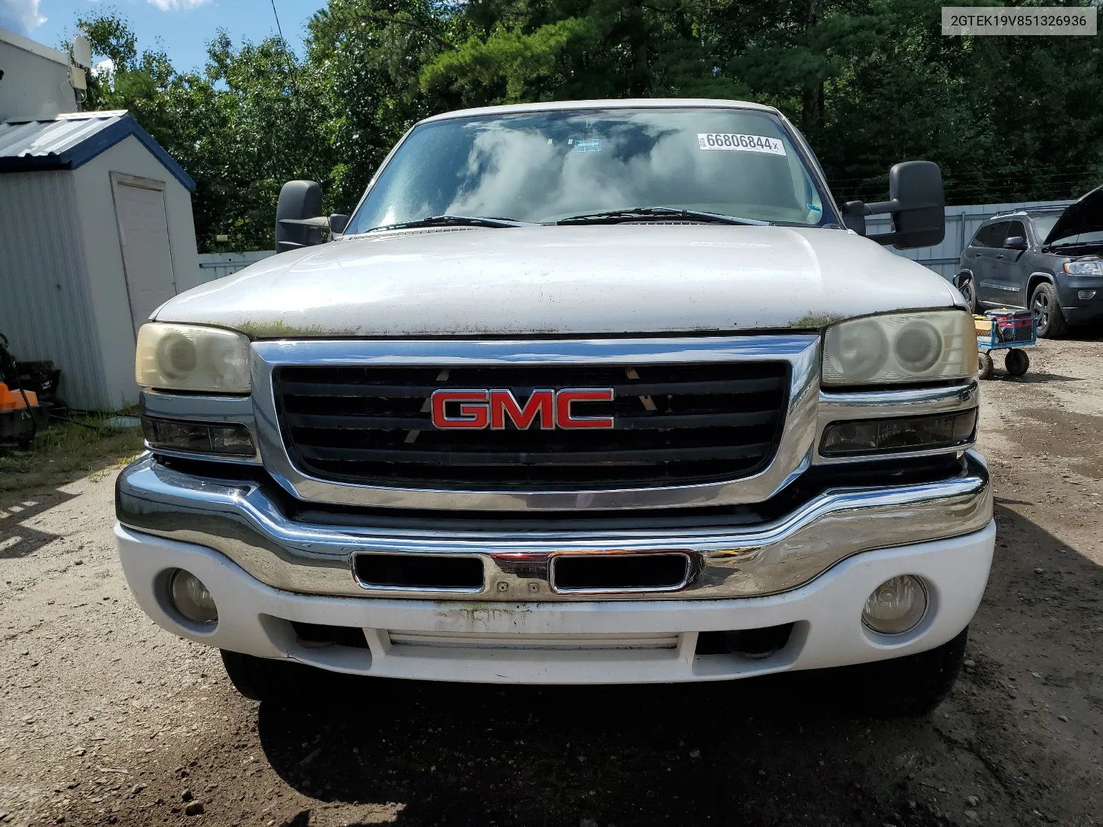 2005 GMC New Sierra K1500 VIN: 2GTEK19V851326936 Lot: 66806844