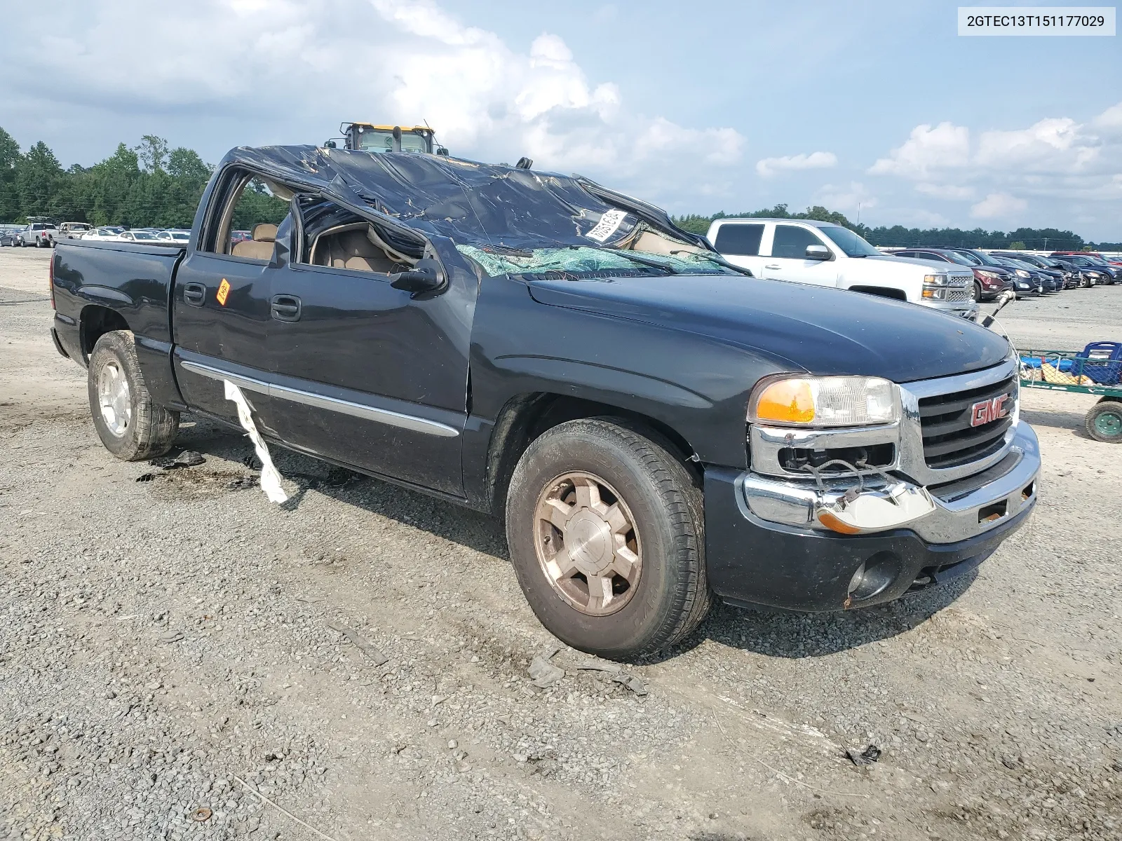 2005 GMC New Sierra C1500 VIN: 2GTEC13T151177029 Lot: 67051664