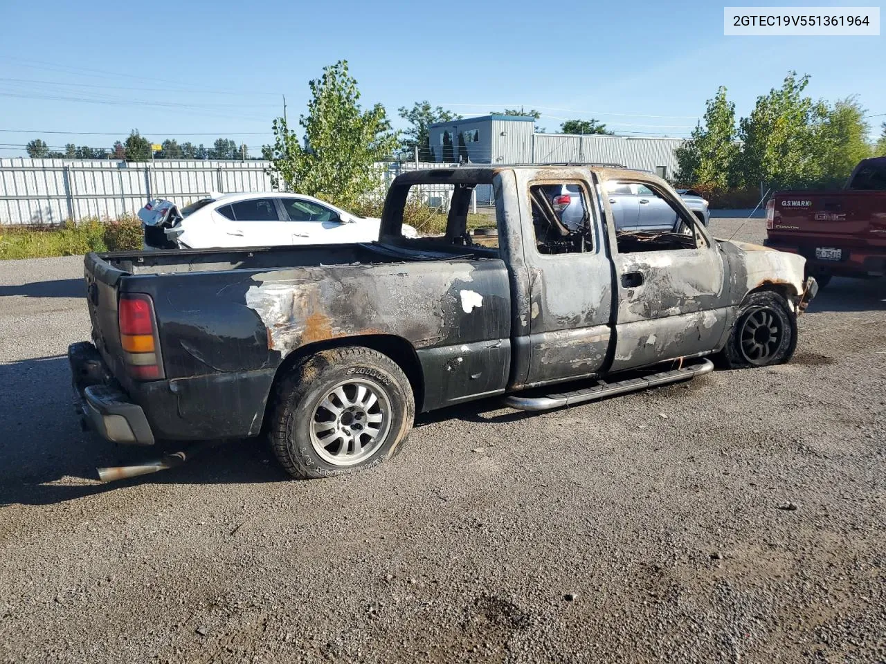 2005 GMC New Sierra C1500 VIN: 2GTEC19V551361964 Lot: 68970544