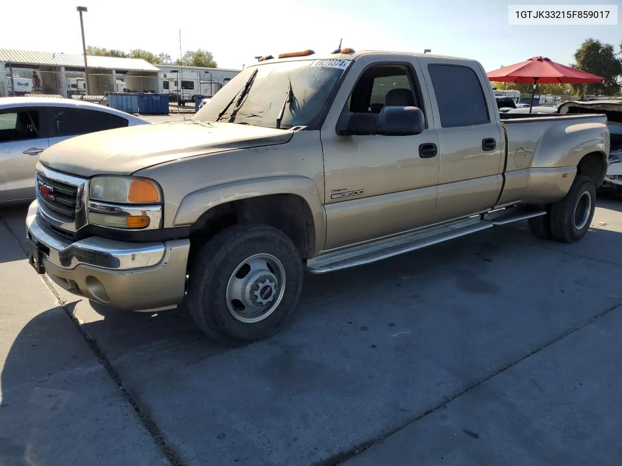 2005 GMC New Sierra K3500 VIN: 1GTJK33215F859017 Lot: 69270374