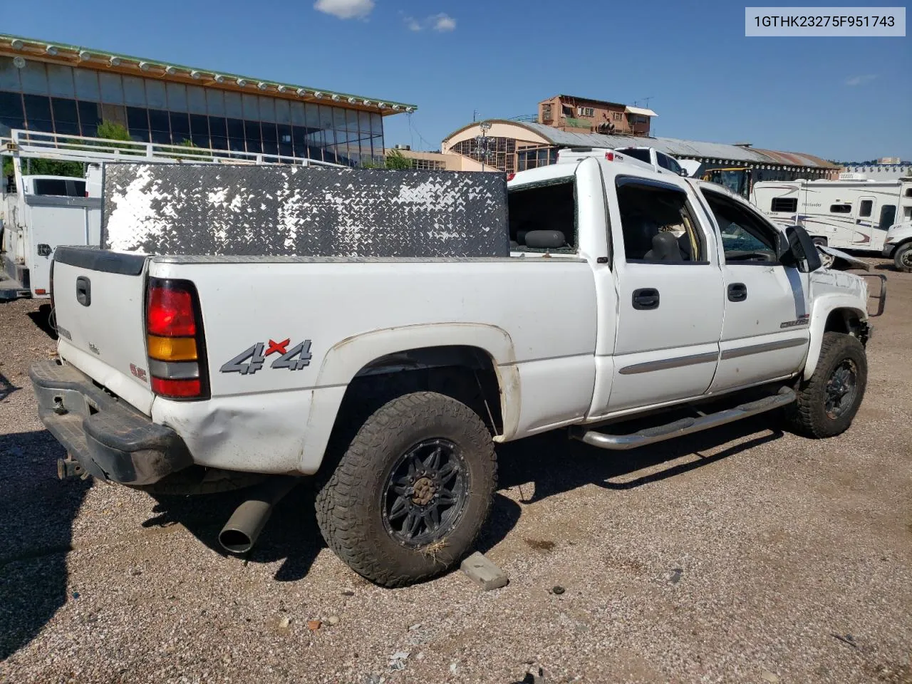 2005 GMC Sierra K2500 Heavy Duty VIN: 1GTHK23275F951743 Lot: 69726854