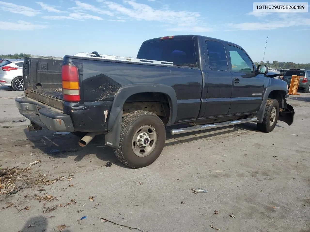 2005 GMC Sierra C2500 Heavy Duty VIN: 1GTHC29U75E266489 Lot: 69863424