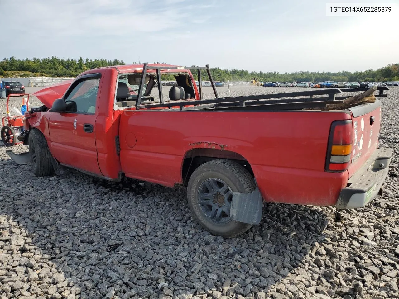 2005 GMC New Sierra C1500 VIN: 1GTEC14X65Z285879 Lot: 70554414