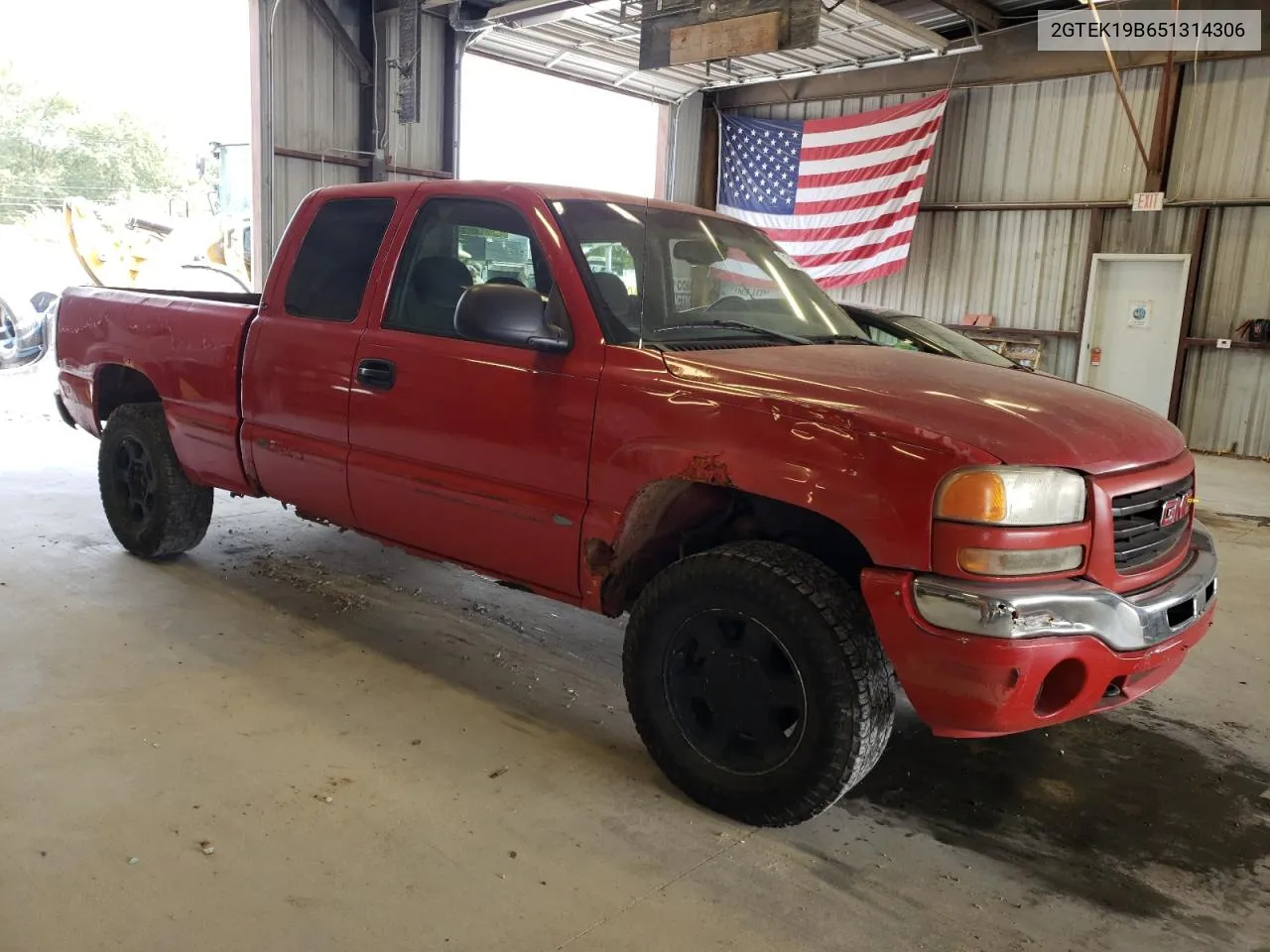 2005 GMC New Sierra K1500 VIN: 2GTEK19B651314306 Lot: 71045384