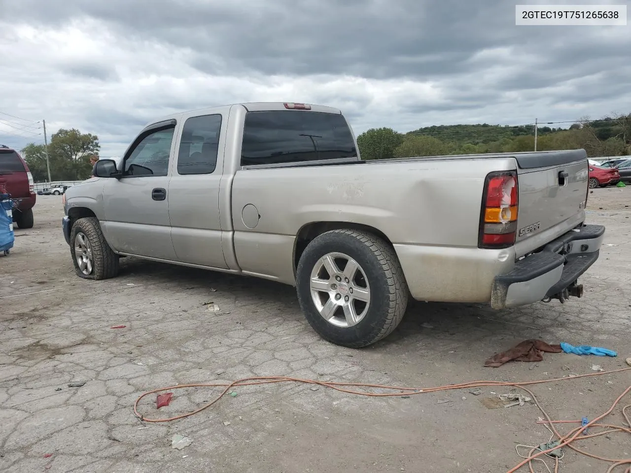 2005 GMC New Sierra C1500 VIN: 2GTEC19T751265638 Lot: 72378944