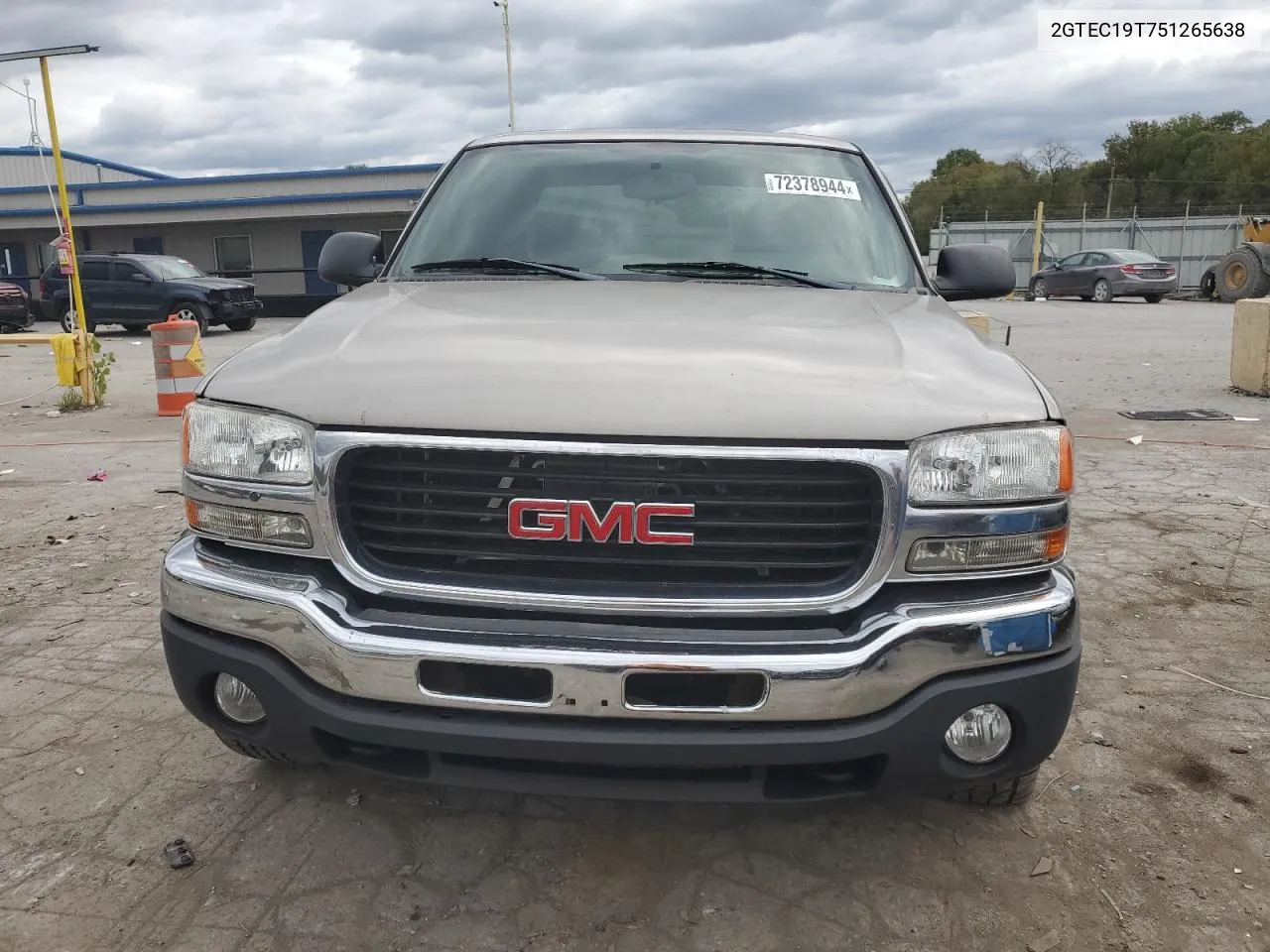 2005 GMC New Sierra C1500 VIN: 2GTEC19T751265638 Lot: 72378944