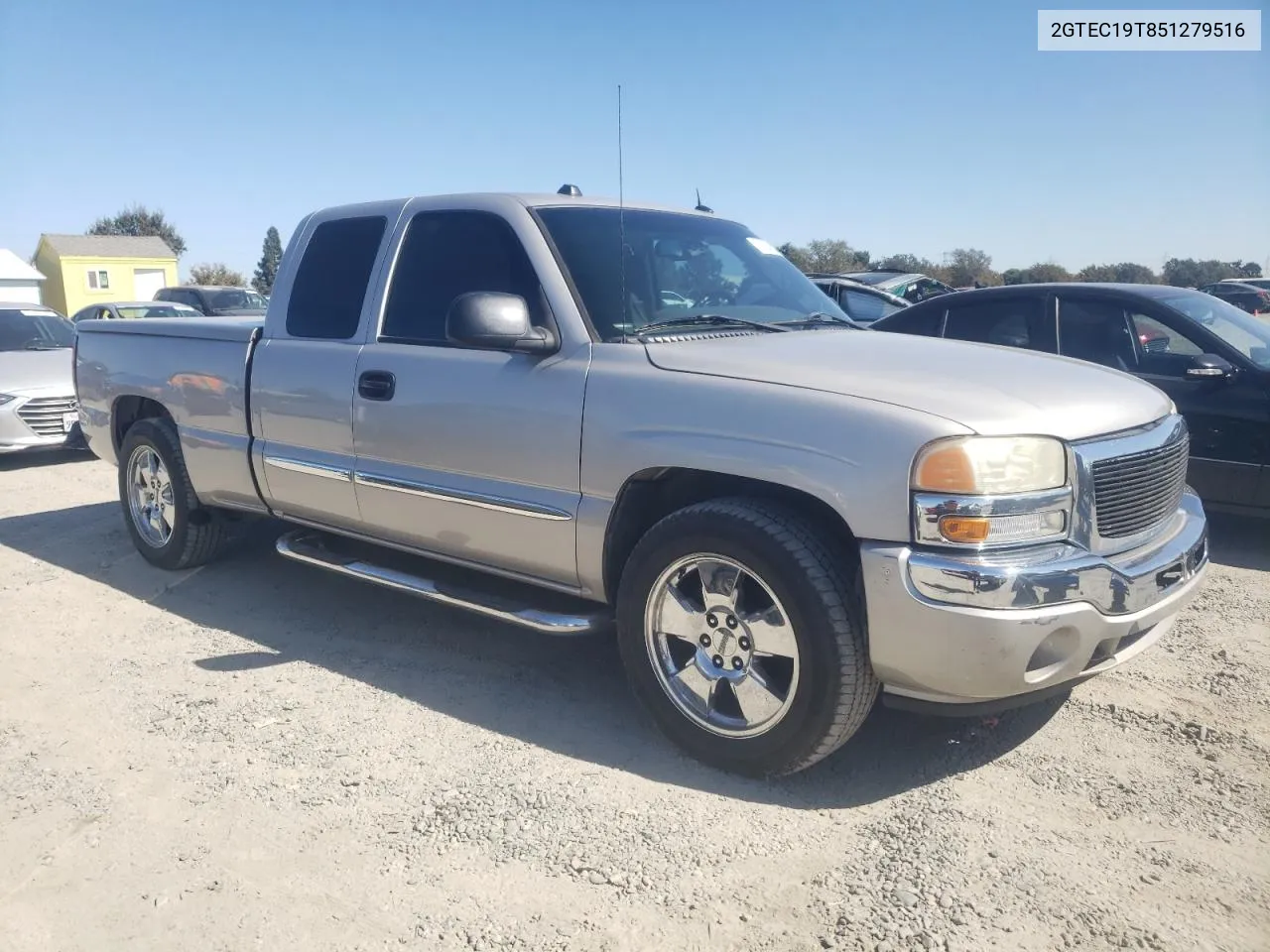 2005 GMC New Sierra C1500 VIN: 2GTEC19T851279516 Lot: 73254234