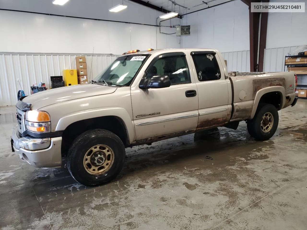 2005 GMC Sierra K2500 Heavy Duty VIN: 1GTHK29U45E210481 Lot: 73401014