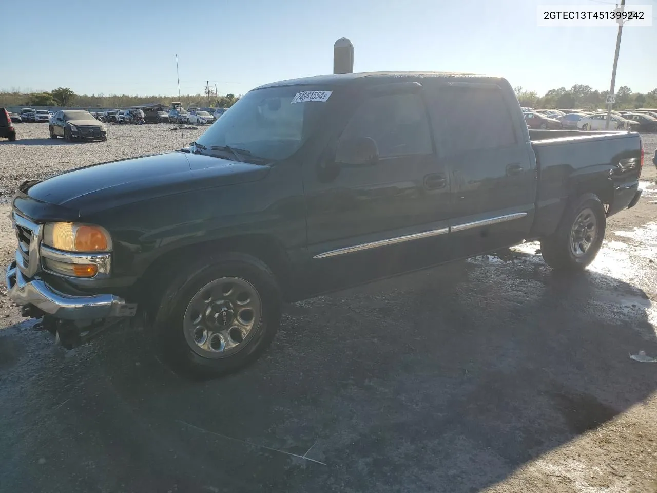 2005 GMC New Sierra C1500 VIN: 2GTEC13T451399242 Lot: 74941554