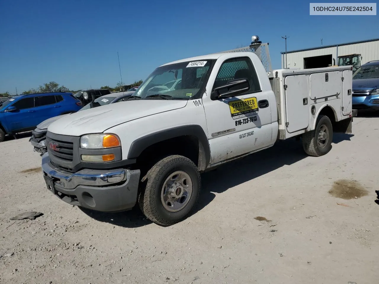 2005 GMC Sierra C2500 Heavy Duty VIN: 1GDHC24U75E242504 Lot: 74984214