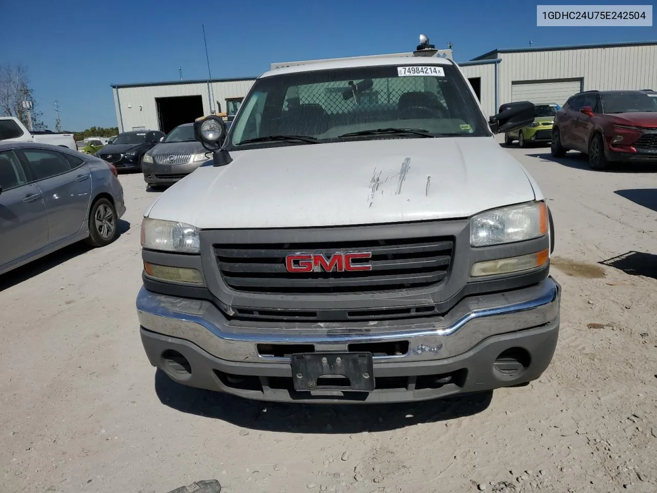 2005 GMC Sierra C2500 Heavy Duty VIN: 1GDHC24U75E242504 Lot: 74984214