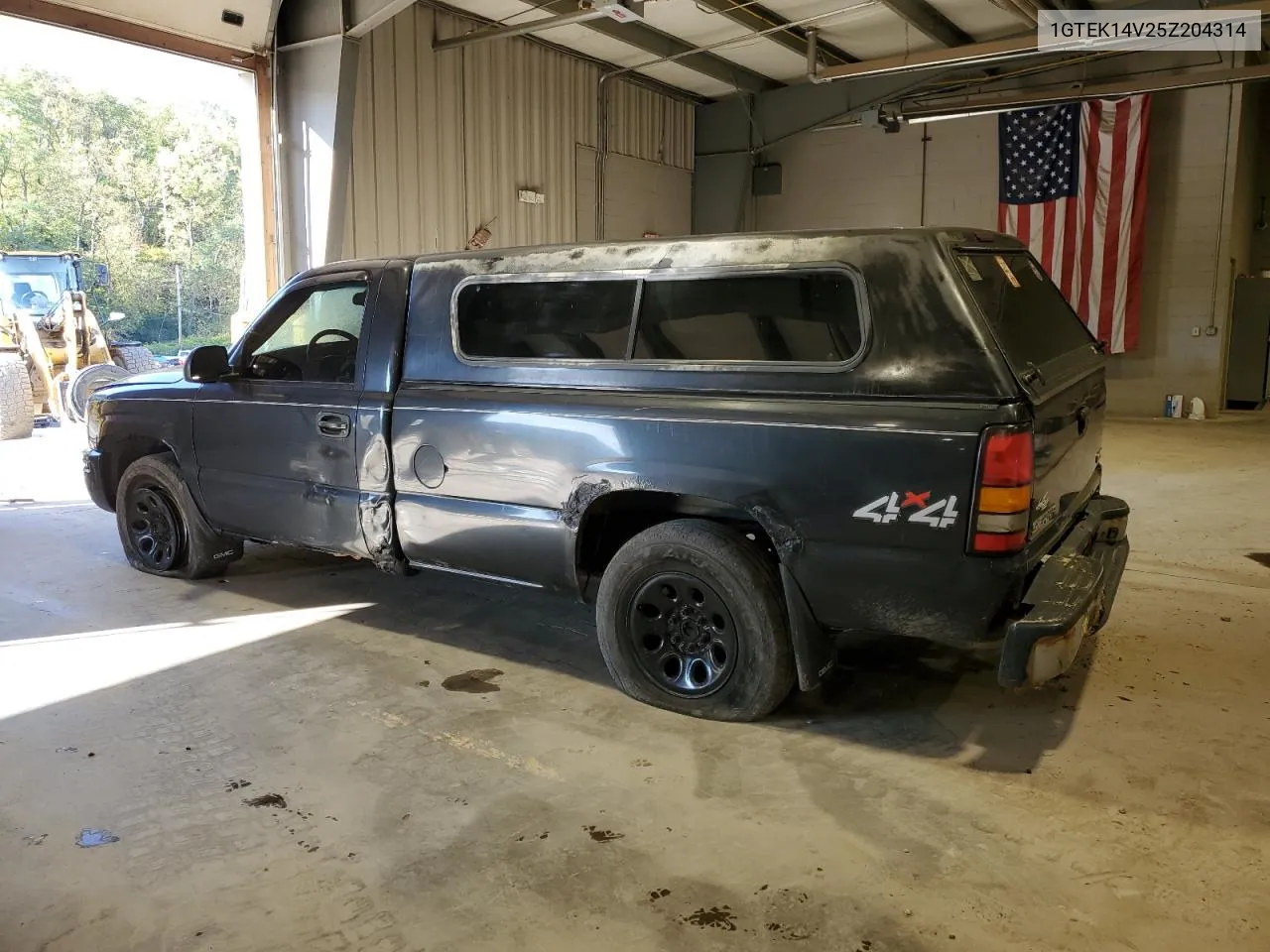 2005 GMC New Sierra K1500 VIN: 1GTEK14V25Z204314 Lot: 75292054