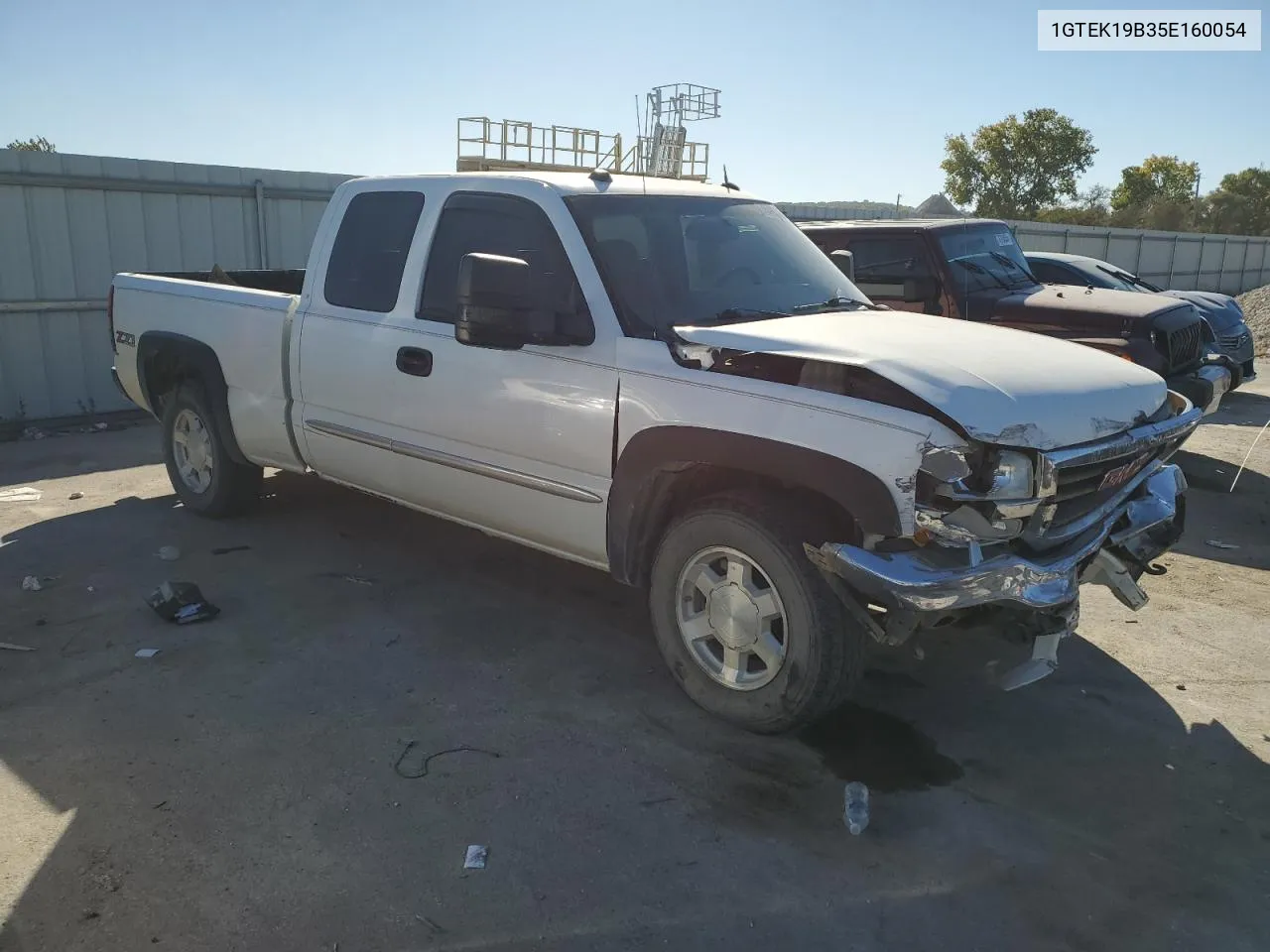 2005 GMC New Sierra K1500 VIN: 1GTEK19B35E160054 Lot: 76487384