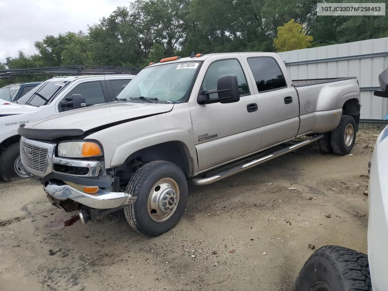 2006 GMC New Sierra C3500 VIN: 1GTJC33D76F258453 Lot: 70579834