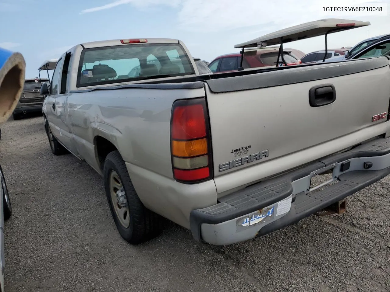 2006 GMC New Sierra C1500 VIN: 1GTEC19V66E210048 Lot: 75093854