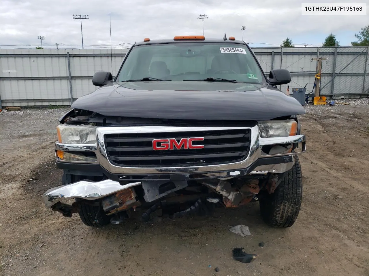 2007 GMC Sierra K2500 Heavy Duty VIN: 1GTHK23U47F195163 Lot: 54565444