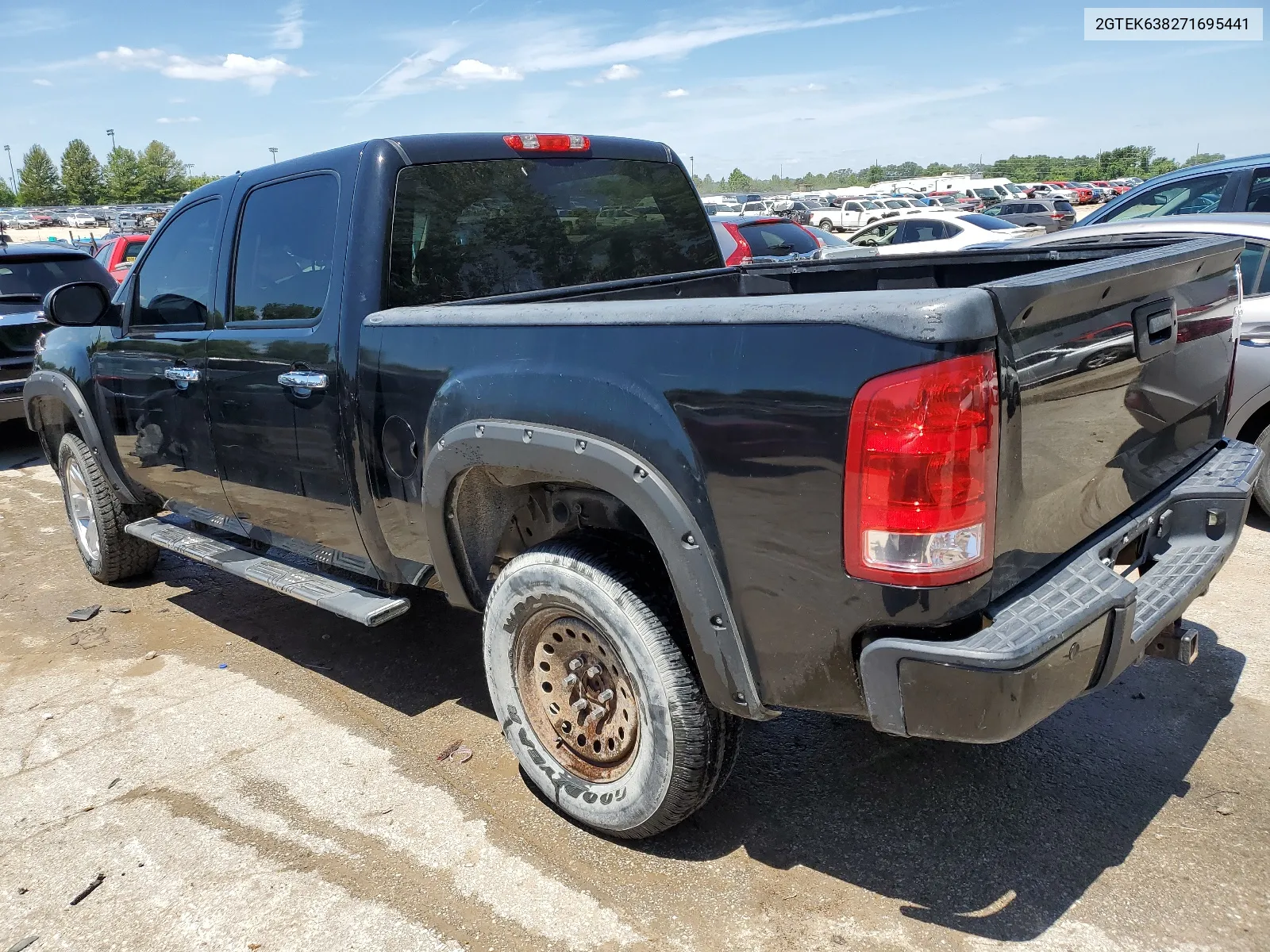 2007 GMC New Sierra Denali VIN: 2GTEK638271695441 Lot: 57861314