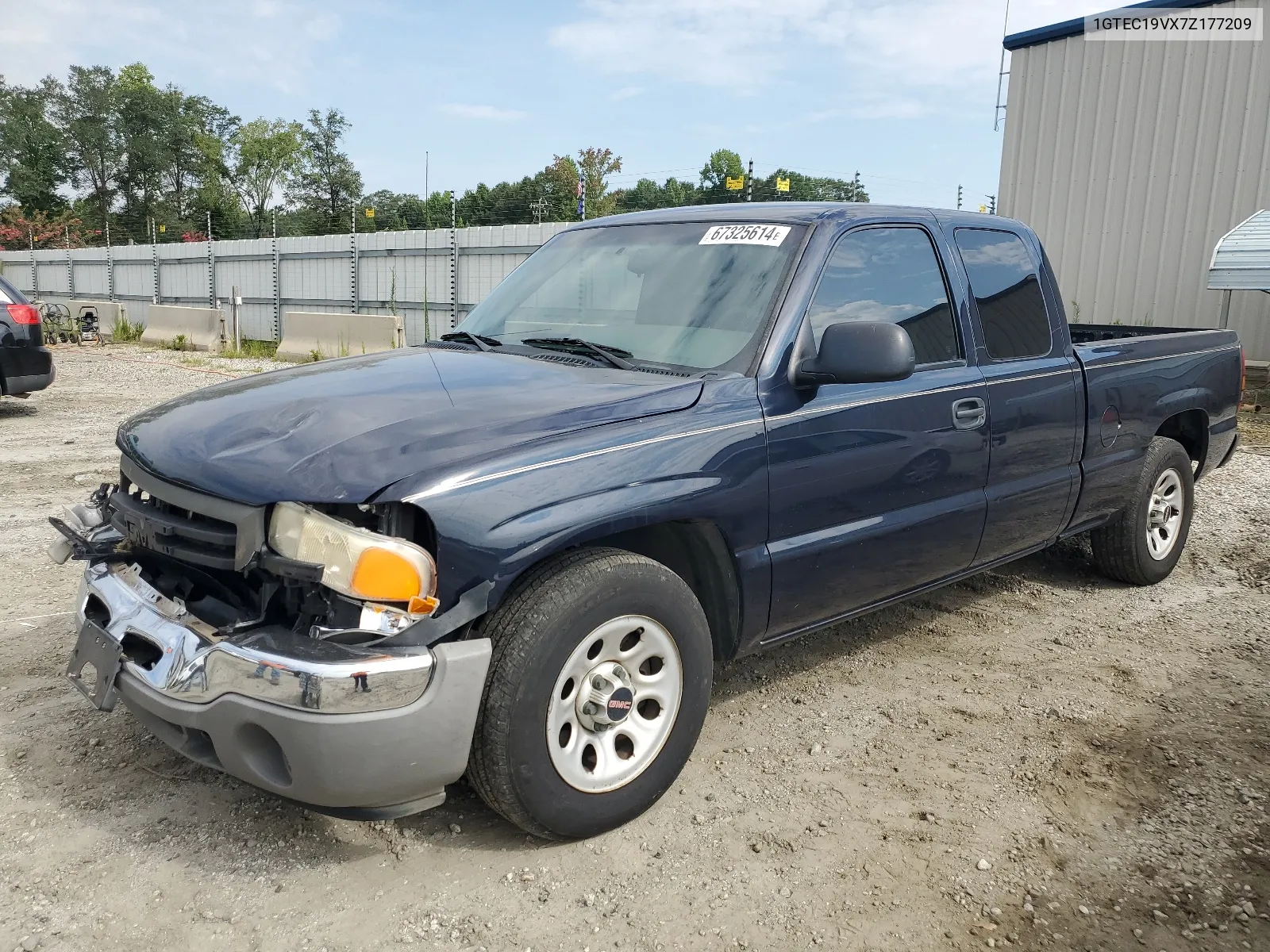 2007 GMC New Sierra C1500 Classic VIN: 1GTEC19VX7Z177209 Lot: 67325614