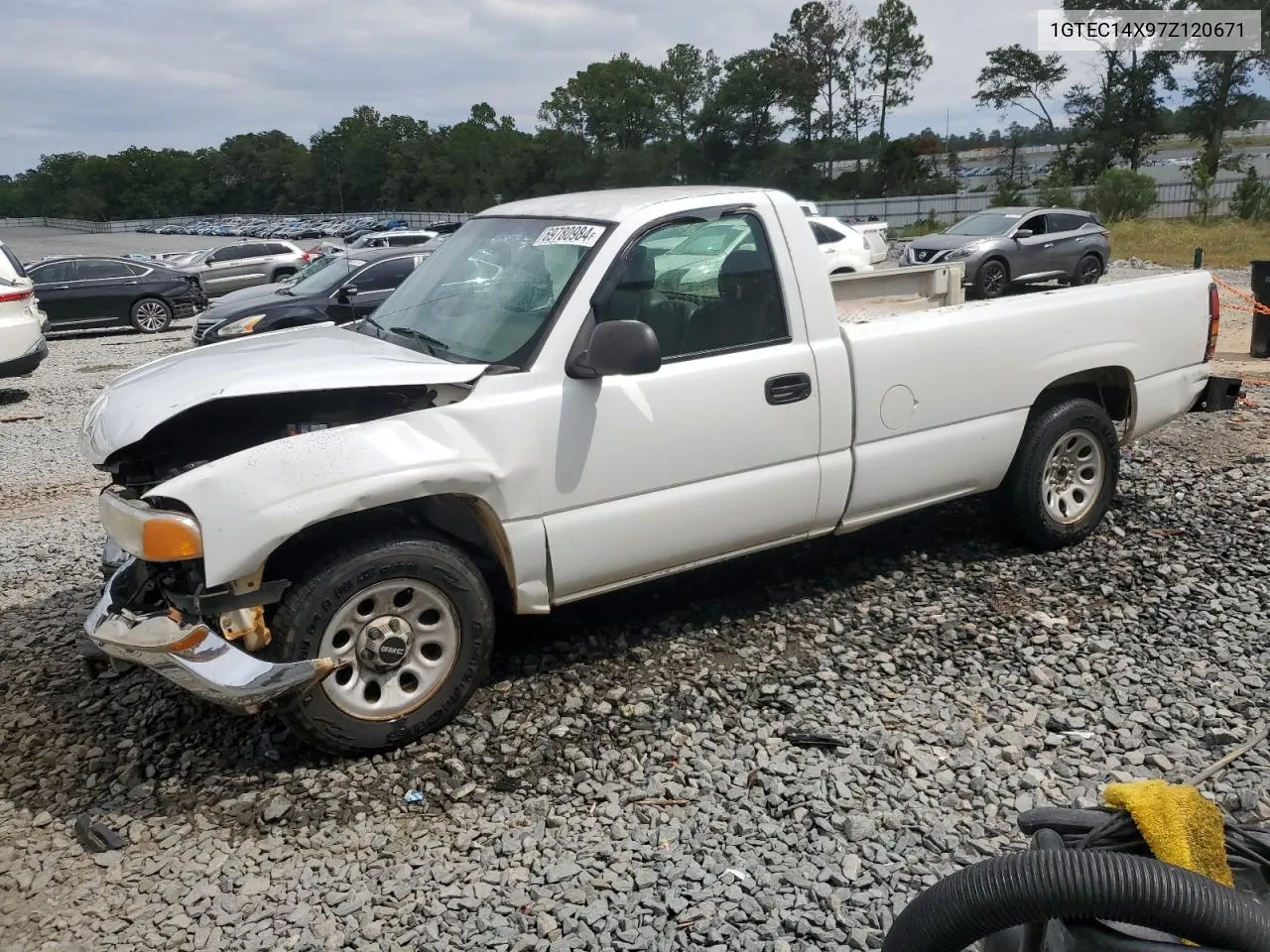 2007 GMC New Sierra C1500 Classic VIN: 1GTEC14X97Z120671 Lot: 69780984