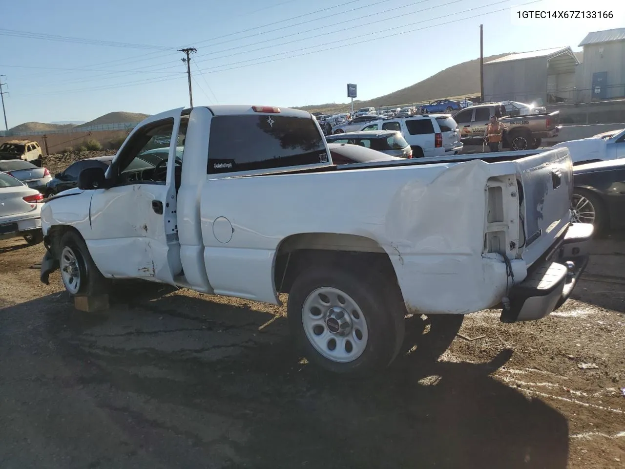 2007 GMC New Sierra C1500 Classic VIN: 1GTEC14X67Z133166 Lot: 69849244