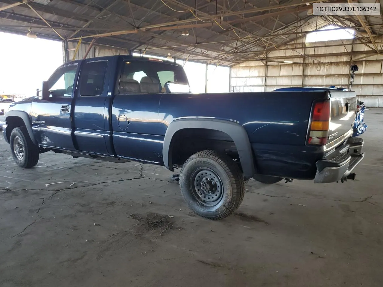 2007 GMC Sierra C2500 Heavy Duty VIN: 1GTHC29U37E136342 Lot: 70613474