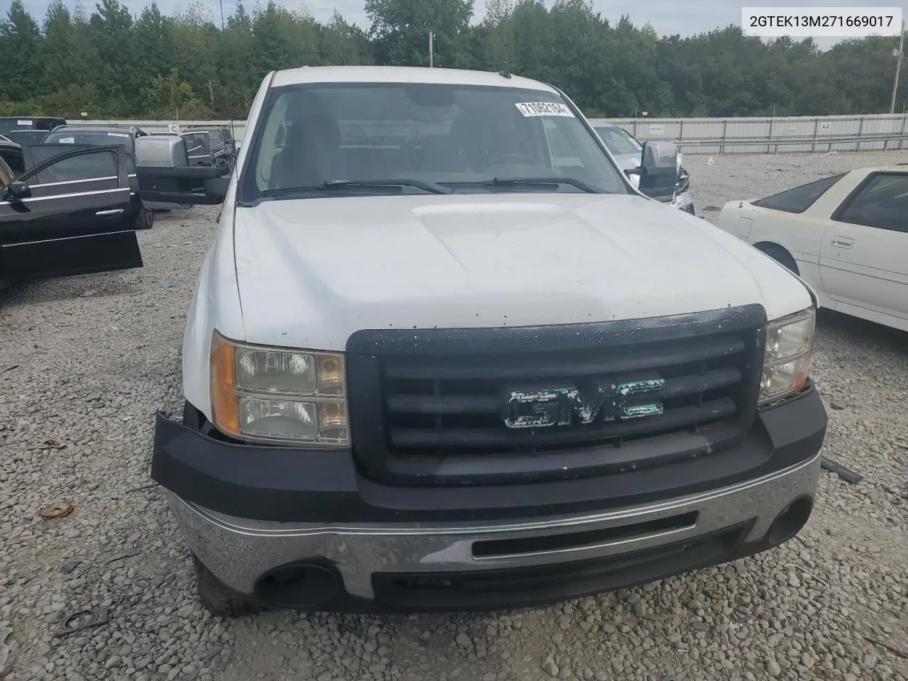 2007 GMC New Sierra K1500 VIN: 2GTEK13M271669017 Lot: 71062164