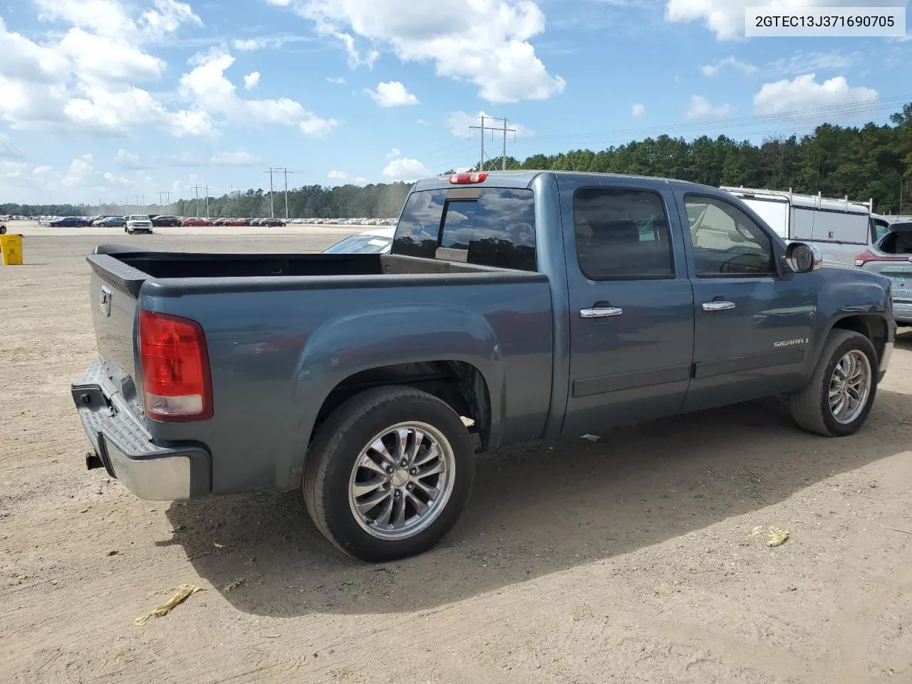 2007 GMC New Sierra C1500 VIN: 2GTEC13J371690705 Lot: 73473864